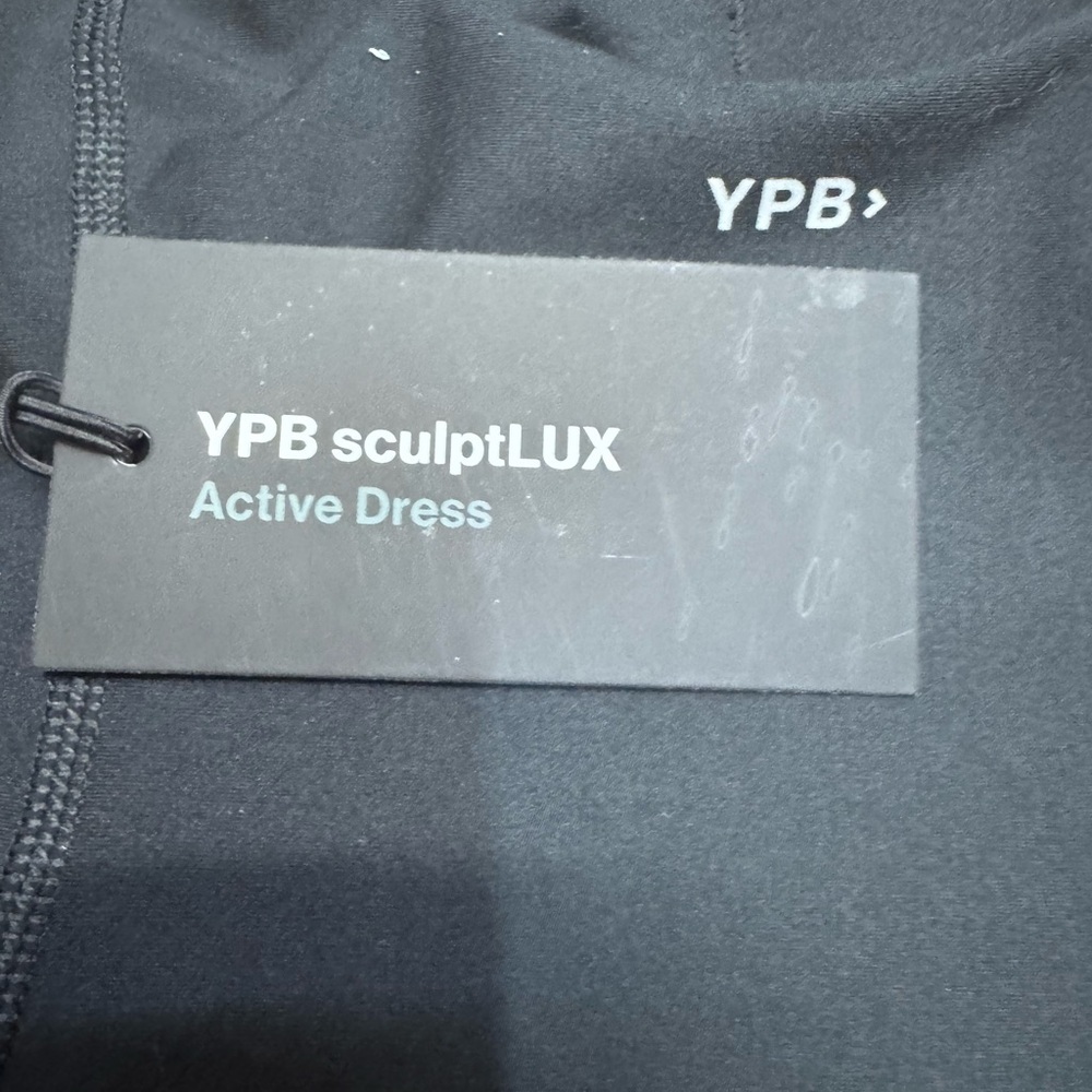 Abercrombie & Fitch YPB
SculptLUX Strappy-Back
Mini Dress Black Built In
Shorts. - Picture 12 of 13